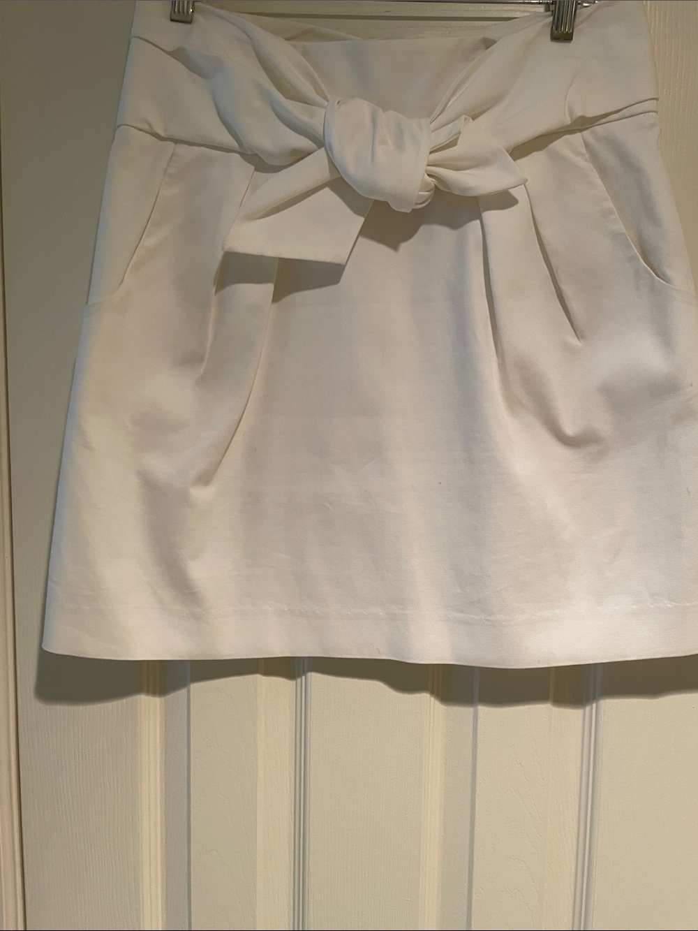 Cynthia Steffe white Tie-Front Mini Skirt size 8